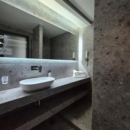 Thassos Imperial فندق 4*