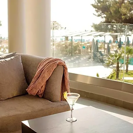 Thassos Imperial 4*